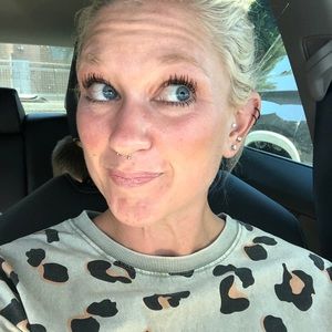 Meet your Posher, Dyana